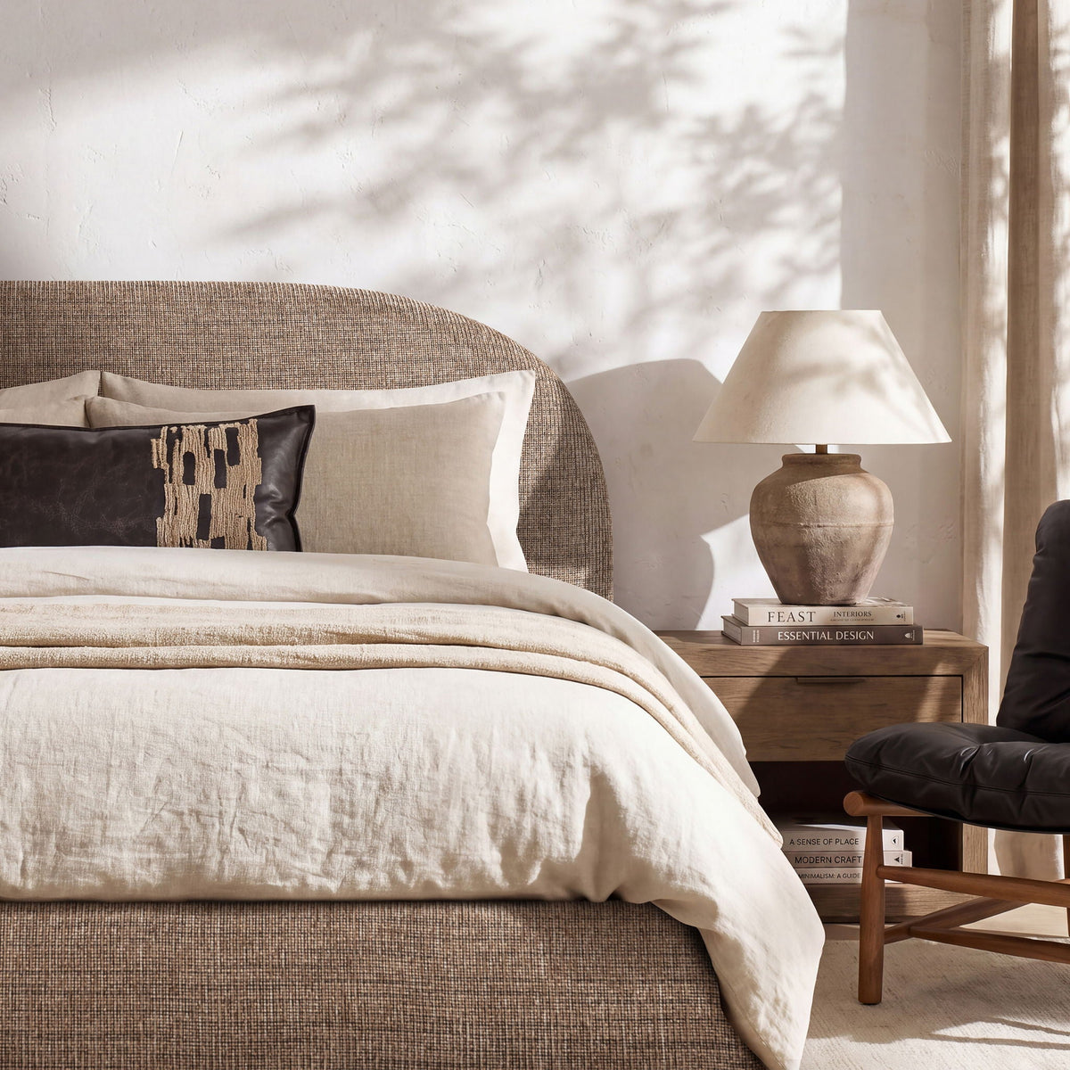 Archie Puffy Luxury Upholstered Platform Bed – Queen & King