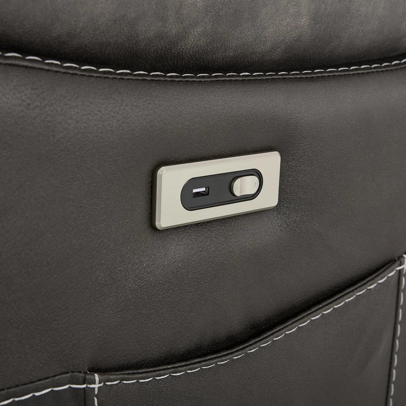 Kael Rustic Power Seating