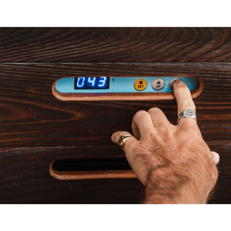 Kooru Luxury Cold Plunge Tub – Handcrafted Redwood with Built-In Chiller & Ozone Filtration
