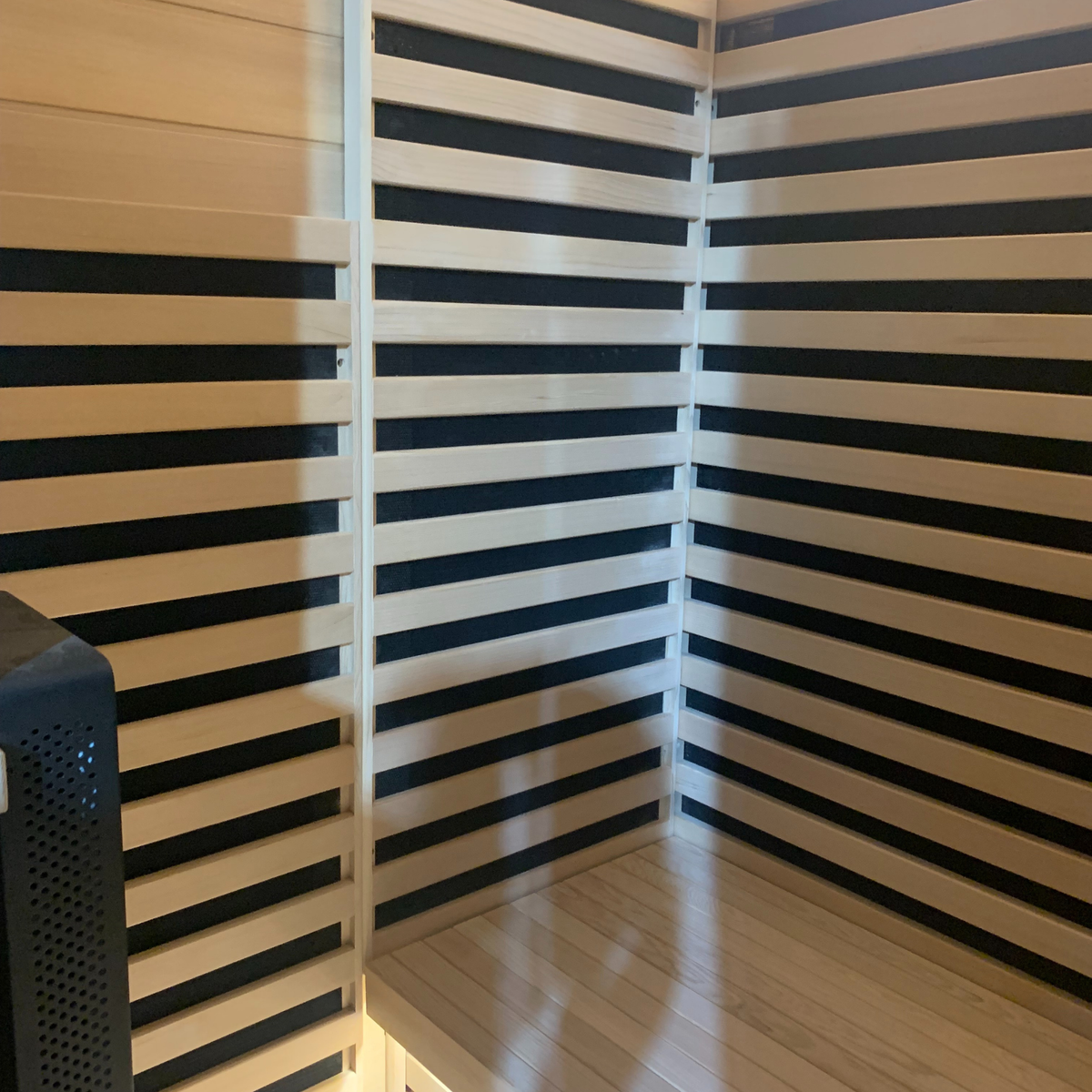 Blisspod Bergen Deluxe Full Spectrum Indoor Sauna