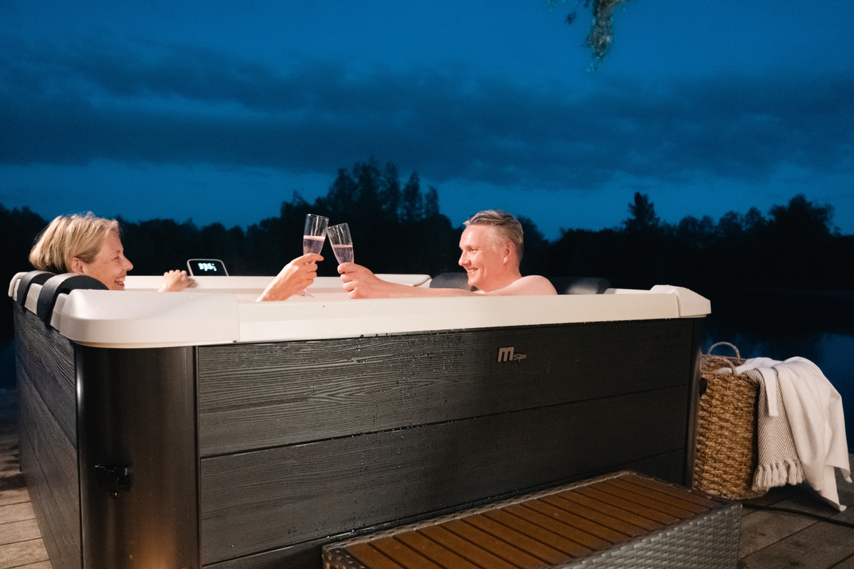 MSPA OSLO Rigid Hot Tub & Spa